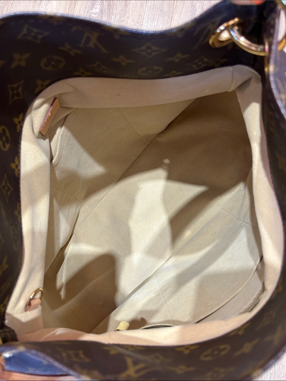 Louis Vuitton Monogram canvas Artsy MM - Picture 4 of 9